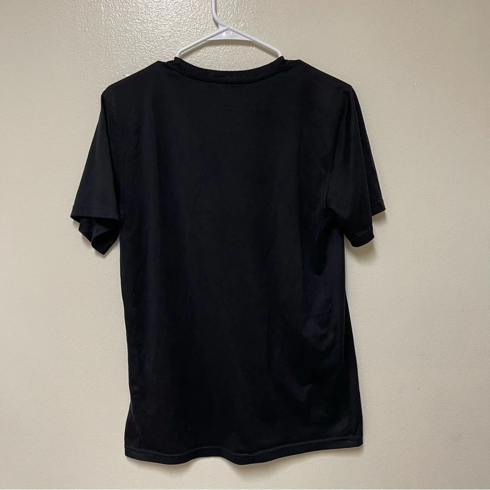 Nike Dri-Fit Cleveland Cavaliers T-Shirt Womens Small NBA Black Gold Arch Tee